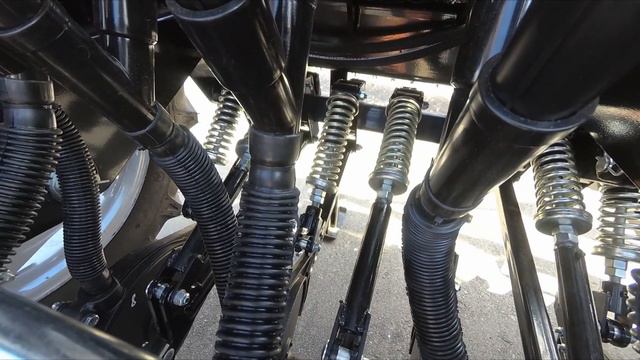 Зернова сівалка Фаворит Mustang Mini-Till для мінімальної технології з транспортним в базі смотреть онлайн