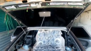 ВАЗ 2114 . Снимаю зданию дверку  багажника