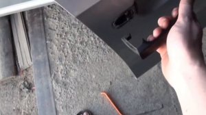 Как снять молдинг и дверную ручку с Фольцваген Поло Седан и т.д.