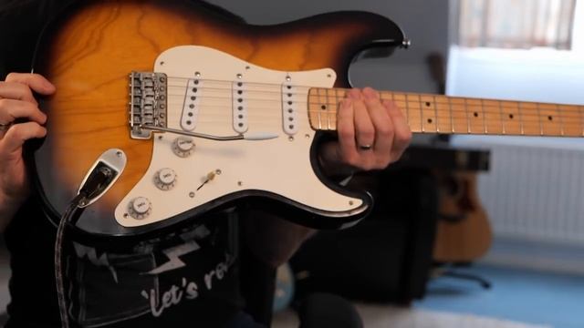Im Really Struggling To Play This Guitar. смотреть онлайн