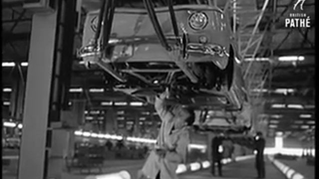 Renault R8 Production смотреть онлайн