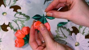 Тюльпаны из атласных лент.Магнит своими руками. Канзаши мастер-класс.. Мария Калугина.