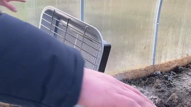 Чем отопить теплицу ранней весной! смотреть онлайн