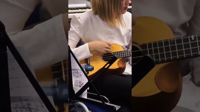 BIS CLUBS 🇬🇧 смотреть онлайн