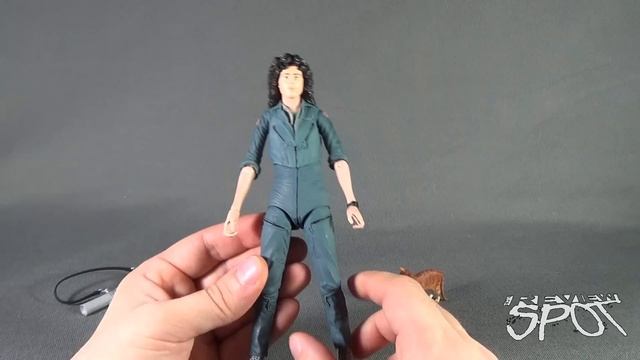Toy Spot - NECA Alien 35th Anniversary Ripley (Jumpsuit) смотреть онлайн