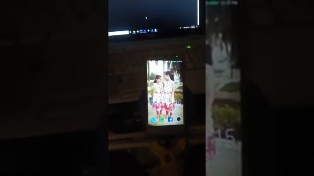 Capture a timer selfie with flash, using Appium Python script смотреть онлайн