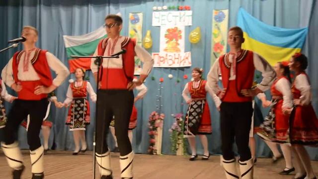 Болгарский танец "Копаница" смотреть онлайн