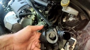 ПЕЖО 208 заміна термостата