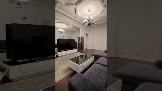 Стильная квартира на Петроградке.