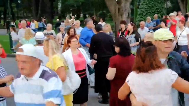 Kharkiv Харьков Танцы Сад Шевченко 2020 смотреть онлайн