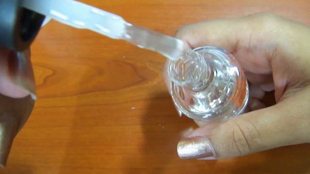 How to use a nail polish thinner [Tutorial] смотреть онлайн