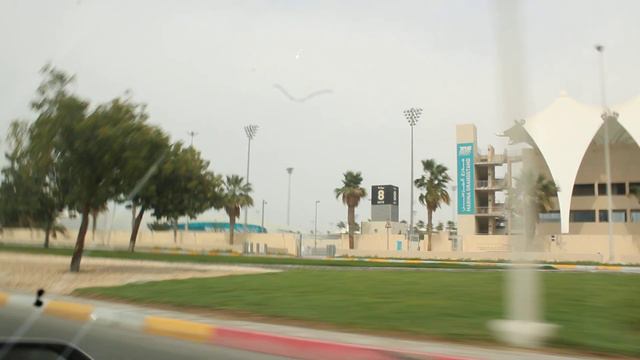 ОАЭ 🇦🇪 АРАБСКИЕ ЭМИРАТЫ 🇦🇪 АБУ-ДАБИ ГОРОДСКИЕ ПЕЙЗАЖИ ПАЛЬМЫ МЕЧЕТИ НЕБОСКРЁБЫ ВИД ИЗ ТАКСИ 8 смотреть онлайн
