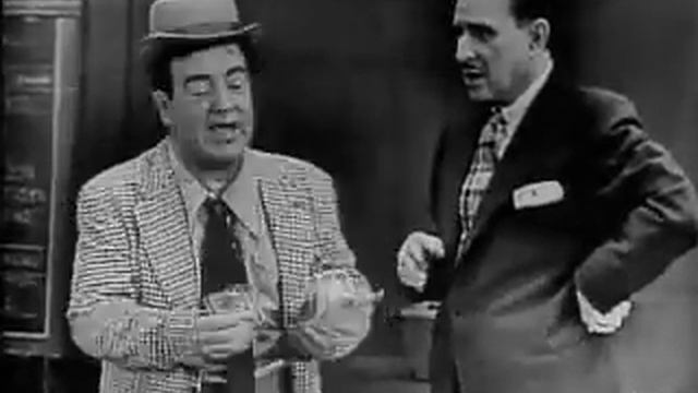 Abbott & Costello: "Two Tens for a Five" смотреть онлайн