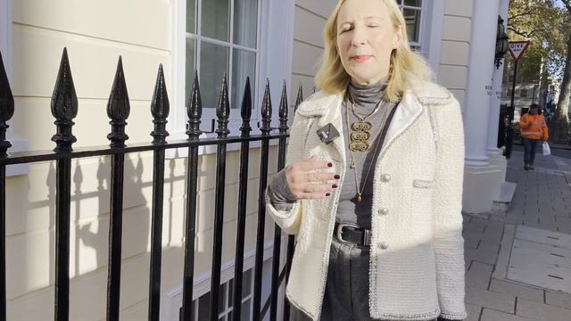 Ask Aleksandra 3 Questions - London Edition - with Style Whisperer Aleksandra Olenska смотреть онлайн