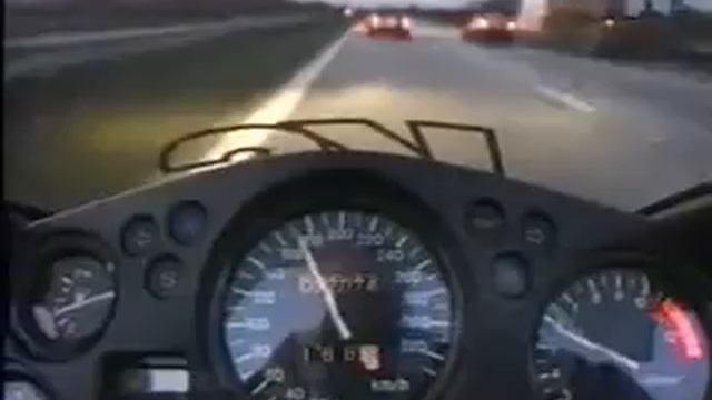 Honda CBR 1100XX 240 Mph смотреть онлайн