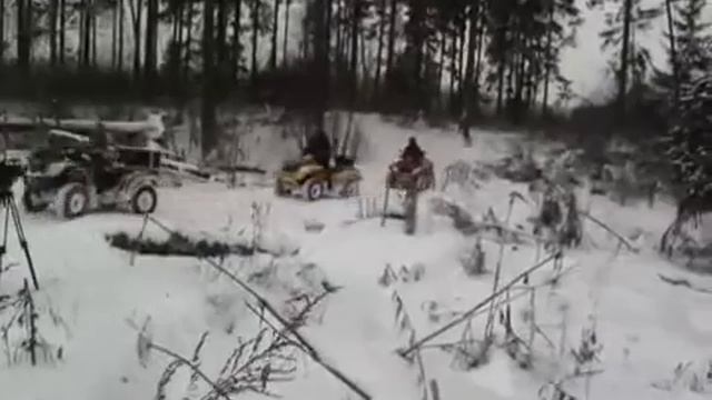 Катание на Квадроцыклах зимой в лесу! смотреть онлайн