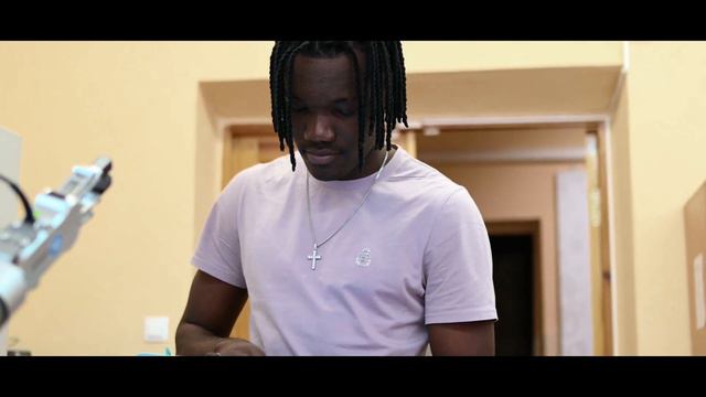 1 день из жизни иностранного студента БНТУ смотреть онлайн