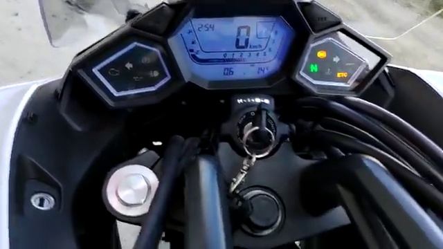 HONDA MN4 2015