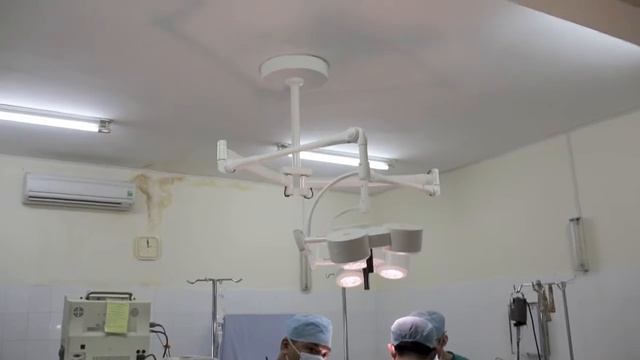 Đèn mổ treo trần StarLED 3 tại Bệnh viện Chỉnh hình và phục hồi chức năng - TP HCM смотреть онлайн