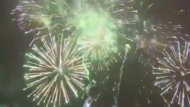 MOSCOW - RUSSIA FIREWORKS 2020 - New Year's Eve | New Year’s celebrations over Red Square in Russia смотреть онлайн