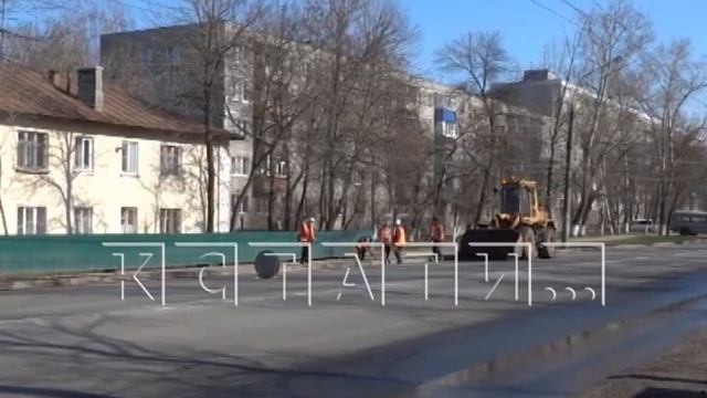 Коммунальные службы приводят город в порядок после зимнего сезона смотреть онлайн