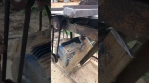 Крепление двигателя на циркулярную пилу