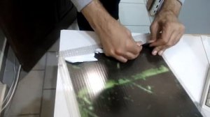 Как быстро снять старую клейкую плёнку, не повредив основу.