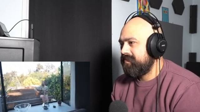 Reaction videos: Classical Guitarist React To Paul Davids This Simple Riff Broke My Brain смотреть онлайн