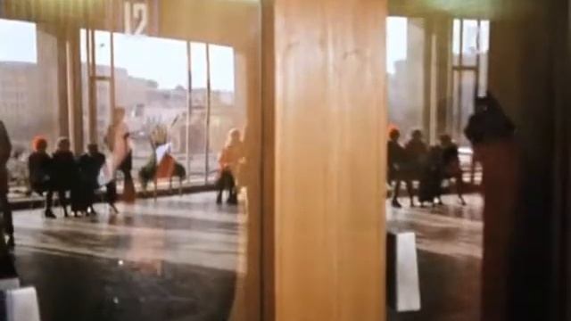 Шуточный ролик Разговор по телефону смотреть онлайн