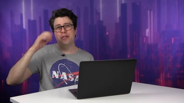 Mac User Installs Arch Linux for First Time смотреть онлайн