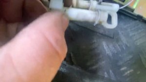 Ремонт багажника пассат б5 . Не открывается багажник.