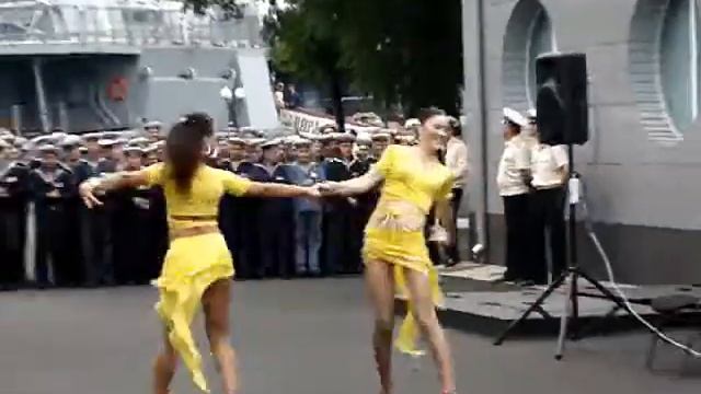 Самба (фрагмент) смотреть онлайн