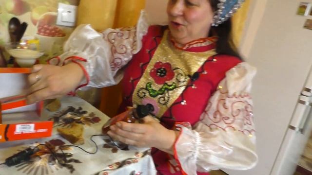 Жена Пробует Самые Острые Соусы Ghost pepper Carolina Reaper и Хабанеро смотреть онлайн