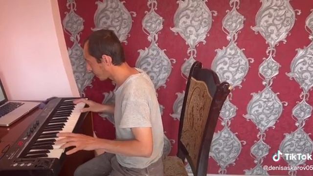 Денис лезгинка на сентизаторе смотреть онлайн