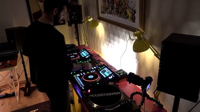 Housekeeper Top 5 w/ Ali Efe Dinç (08.01.2018) смотреть онлайн