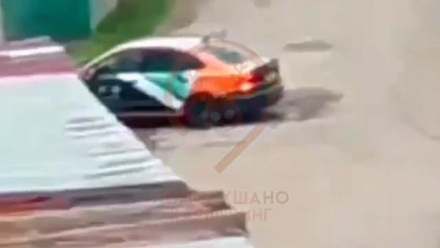 Раздал каршеринг в гараж смотреть онлайн