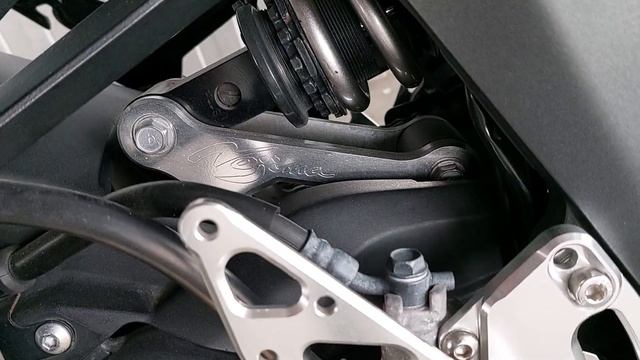 Kawasaki Ninja Z1000 - чертовски красивый и дъявольски быстрый StreetFighter??? смотреть онлайн