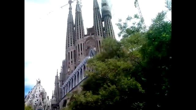 Собор Святого Семейства, Барселона/Sagrada Familia, Barcelona смотреть онлайн