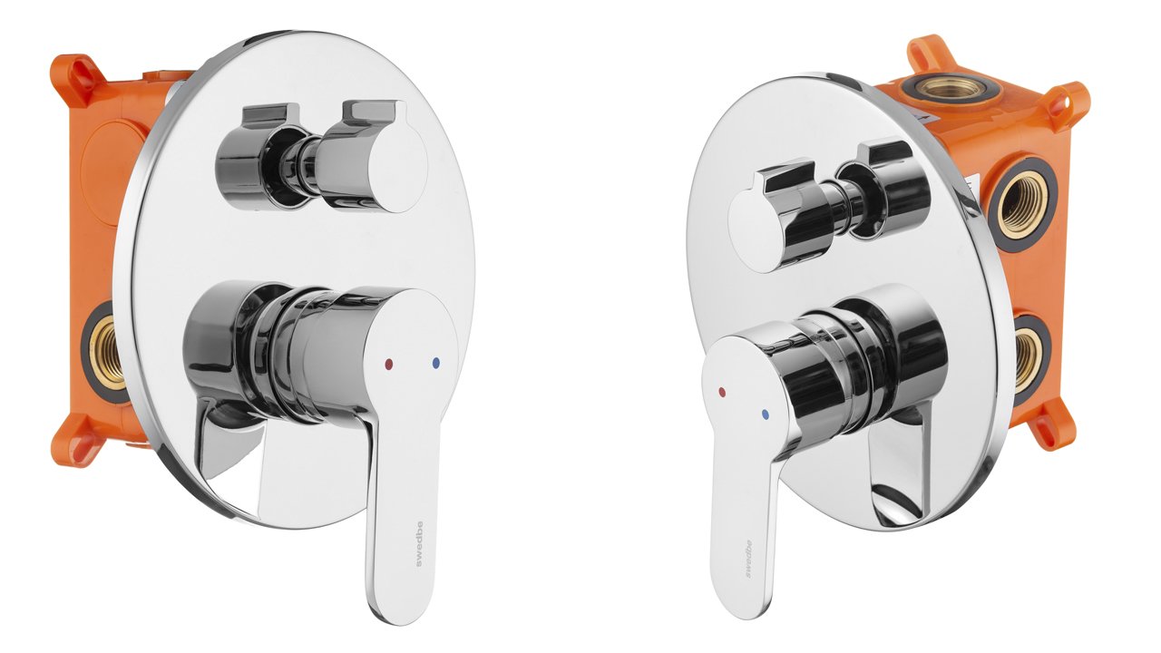 Распаковка встраиваемого смесителя на 3 выхода в монтажном боксе Swedbe Platta 5521 смотреть онлайн