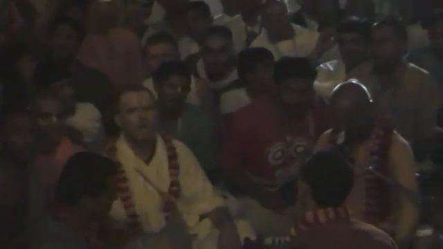 Lokanath Swami & Aindra - Kartik Kirtan At Krishna Balaram Mandir In Vrindavan 2009