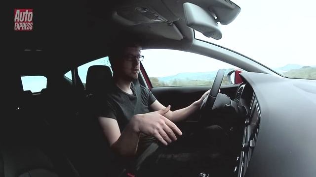 SEAT Leon review - Auto Express смотреть онлайн