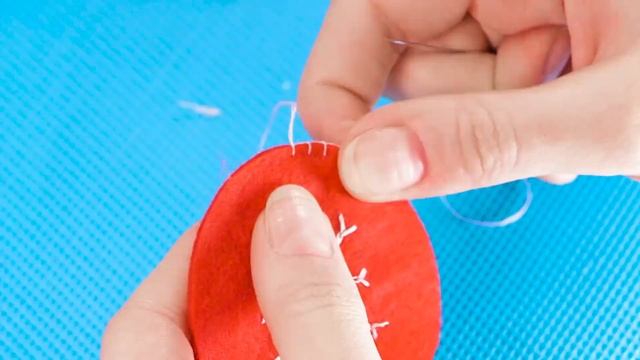 Новогодние игрушки из ФЕТРА. DIY Новогодний декор. Мария Калугина. смотреть онлайн