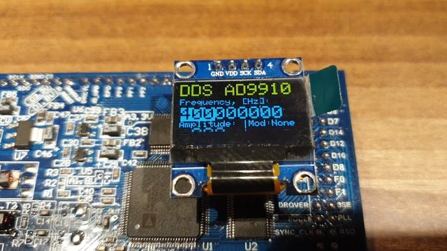 DDS AD9910 Arduino Shield Signal Generator 600 MHz @ 1.5GHz AM FM SSB Sweep, Low Spurs Low Harmonic смотреть онлайн