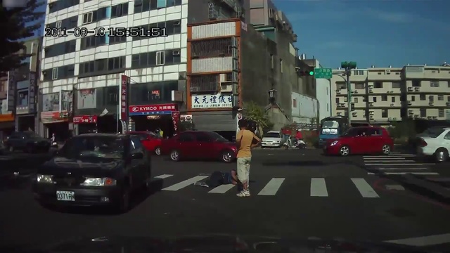 Авария в Тайване смотреть онлайн