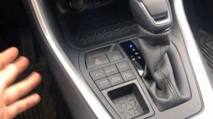 Купил новый Toyota Rav4 (XA50)