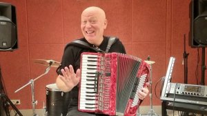 ЭТО САМЫЙ НАСТОЯЩИЙ НАРОДНЫЙ ТАЛАНТ!!!