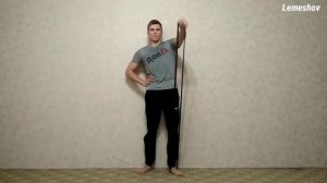 Как накачать плечи с помощью жгута / резинки. Лучшие упражнения для прокачки дельт с помощью жгута.