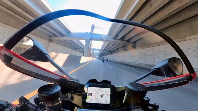 DUCATI SUPERLEGGERA V4 VS BMW M1000RR VS BMW S1000RR ?? @Uninfluenced