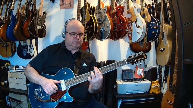 Gretsch Electromatic Jet G5230T (FilterTrons) vs. G5210T-P90 (no talking) смотреть онлайн