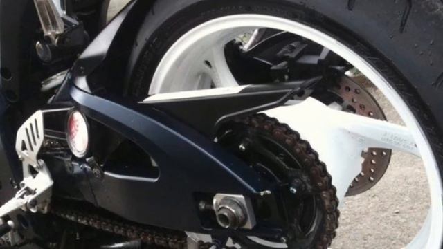 SUZUKI GSXR "FULL MONTY" TROTT VALET.. (WWW.TROTTRACING.COM) смотреть онлайн